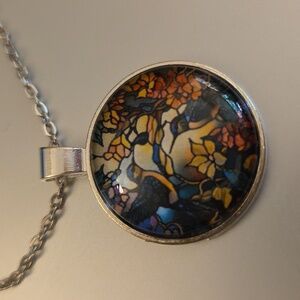 BIRD STAIN GLASS NECKLACE  Beautiful DESIGN NP